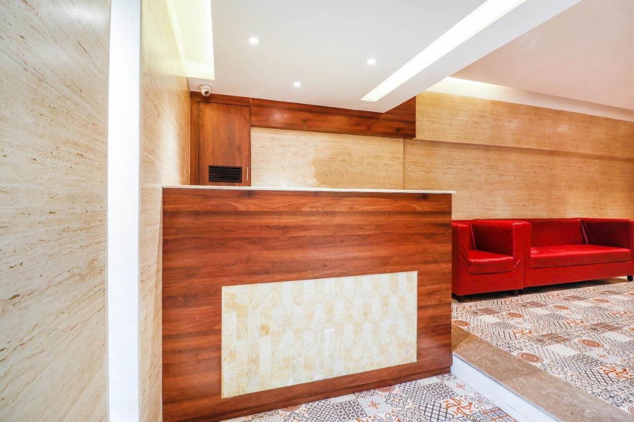 Oyo 70475 Hotel Sea Breeze 孟买 外观 照片